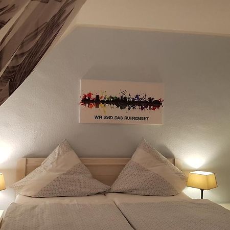 Ferien-& Monteurwohnung Koenen2 Nah Am Westfield Centro Oberhausen  Bagian luar foto