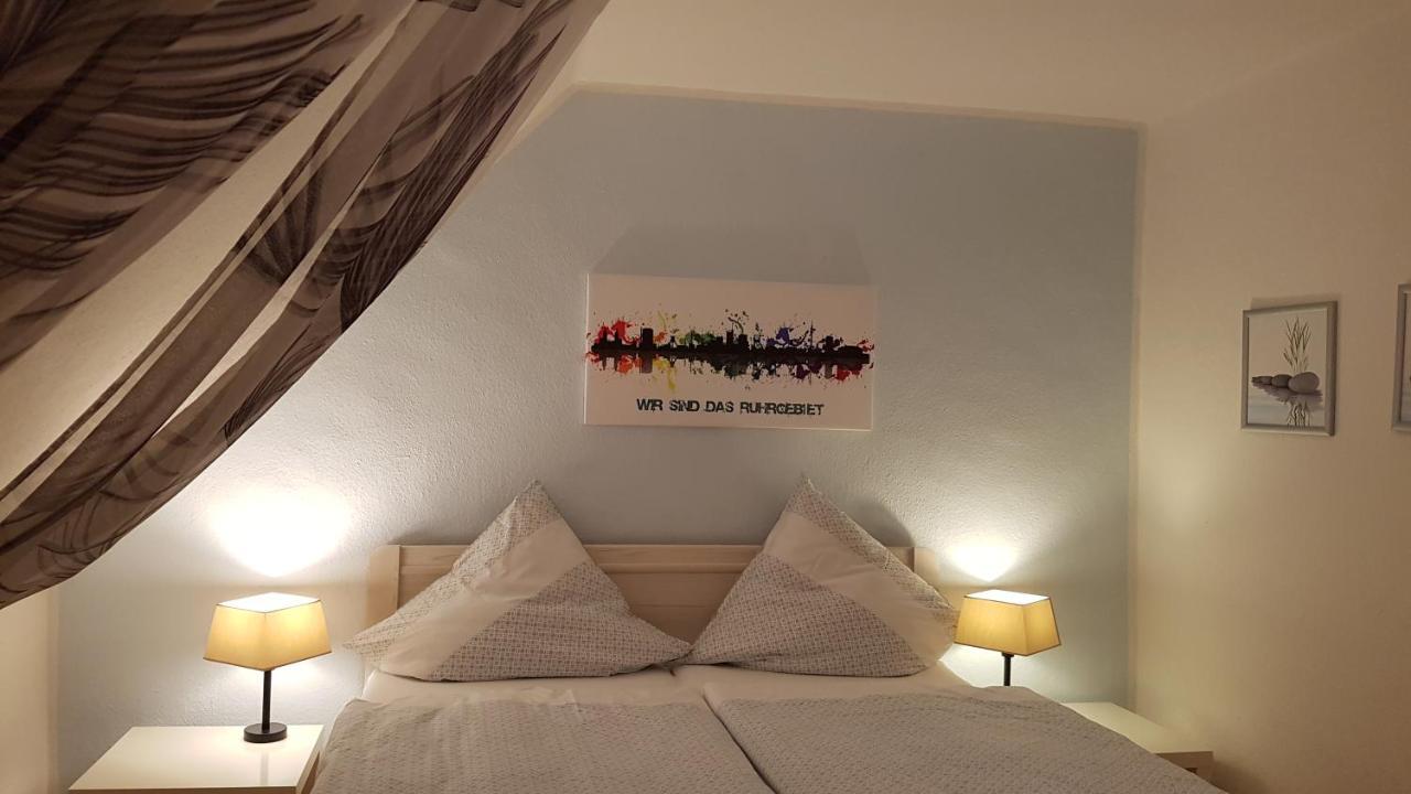 Ferien-& Monteurwohnung Koenen2 Nah Am Westfield Centro Oberhausen  Bagian luar foto