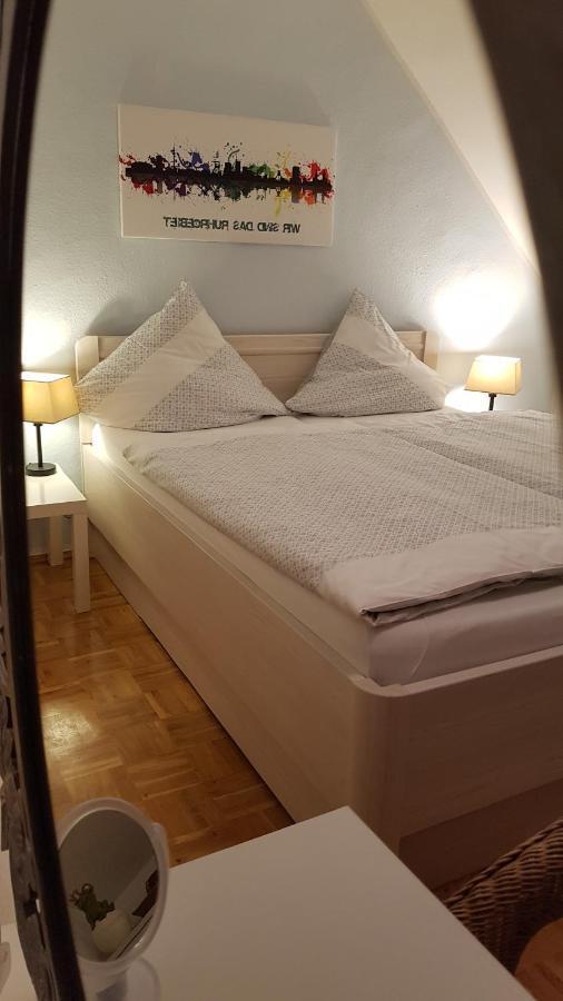 Ferien-& Monteurwohnung Koenen2 Nah Am Westfield Centro Oberhausen  Bagian luar foto
